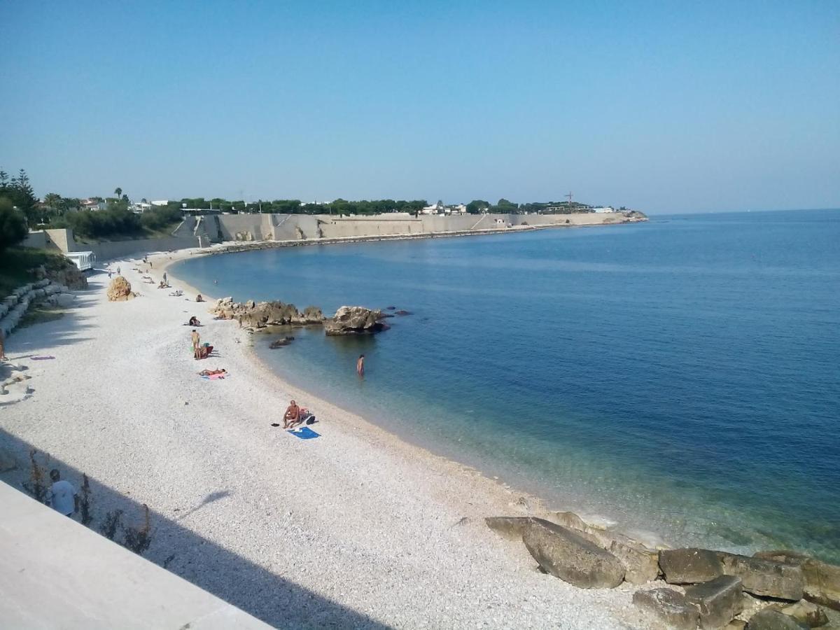 Centrale56 Bisceglie Exterior foto